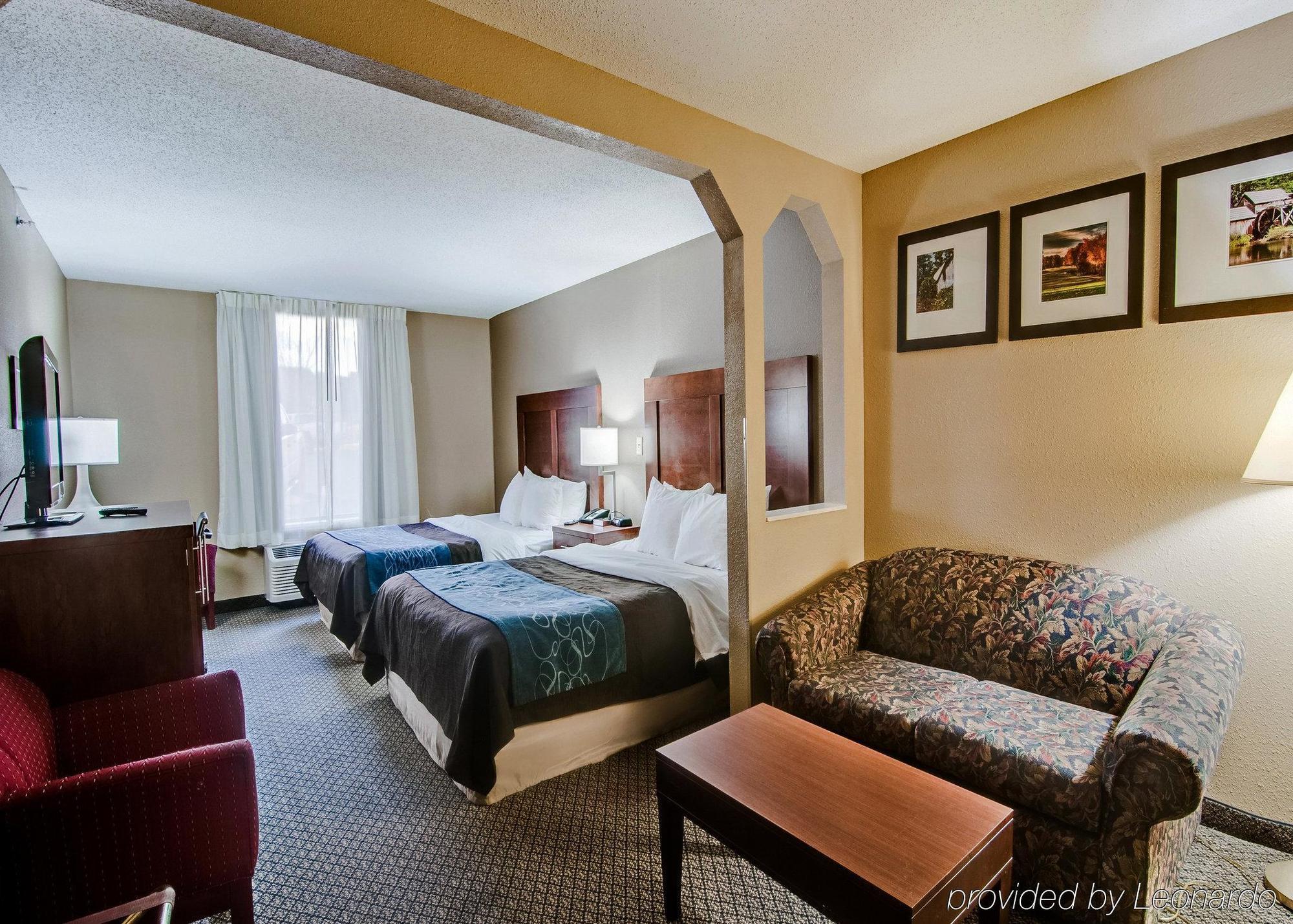 Comfort Inn & Suites Christiansburg I-81 Exterior photo