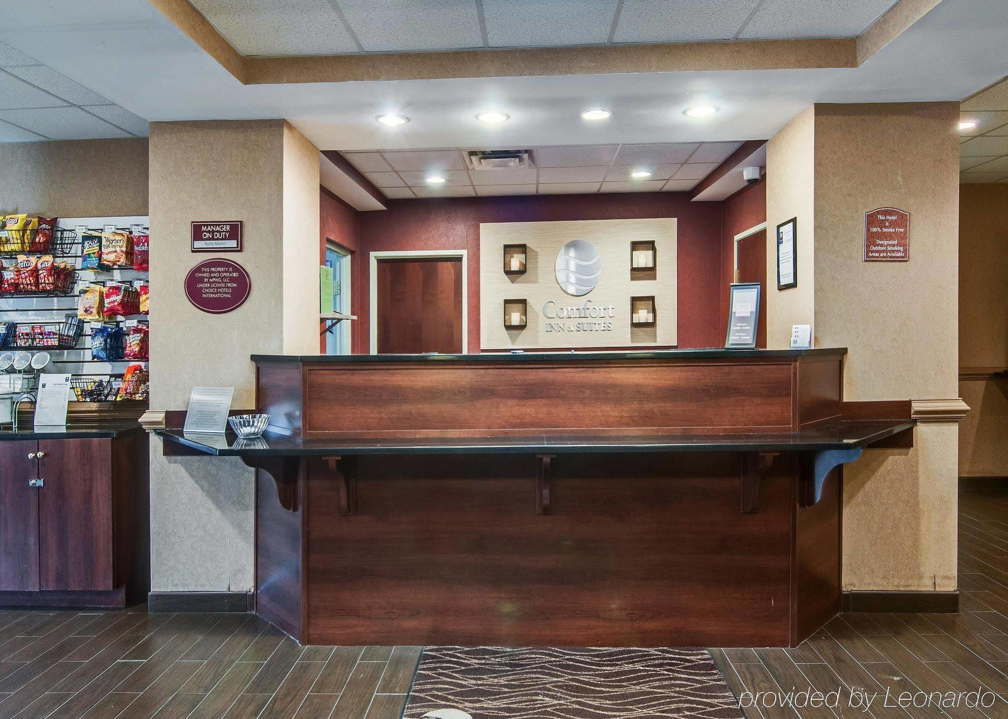 Comfort Inn & Suites Christiansburg I-81 Exterior photo